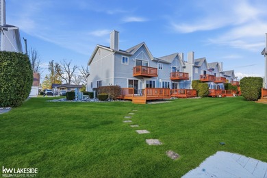 Lake Saint Clair Condo Active Under Contract in Algonac Michigan