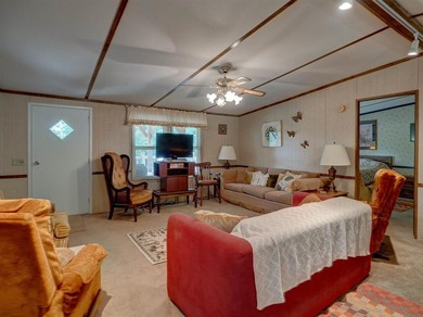 Welcome to lake life at Rough River Lake! This fully furnished - photo 8