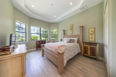 THIS STUNNING POOL HOME HAS 4 BEDROOMS, 3 FULL BATHS, 2 CAR - photo 25