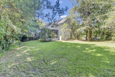 Welcome to this beautifully maintained 4-bedroom, 2.5-bath home - photo 42