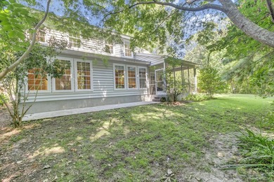 Welcome to this beautifully maintained 4-bedroom, 2.5-bath home - photo 43