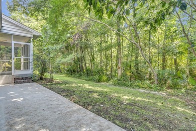Welcome to this beautifully maintained 4-bedroom, 2.5-bath home - photo 44