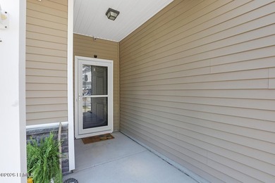 Natural Gas Cooking, Hardwood Floors, Gas Fireplace, Tankless - photo 4