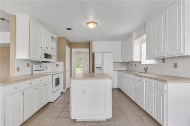 Additional listing photo 3