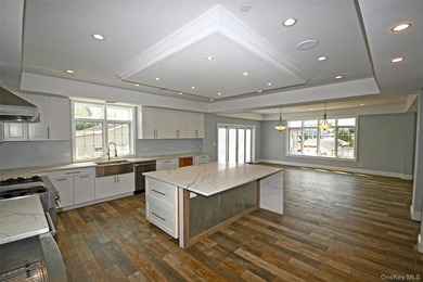 Spacious Waterfront Almost New Construction | 5 Bed | 3 Bath | - photo 13