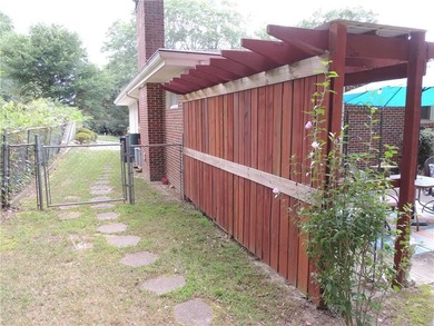 LOCATION LOCATION LOCATION! Incredible Convenience to Hot Green - photo 10