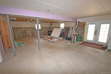 Spacious Waterfront Almost New Construction | 5 Bed | 3 Bath | - photo 39