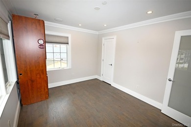 Spacious Waterfront Almost New Construction | 5 Bed | 3 Bath | - photo 46