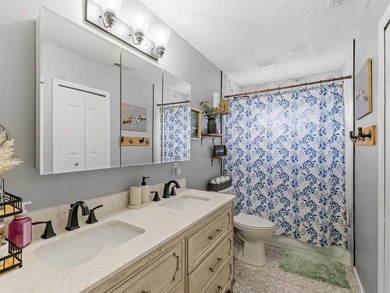 Welcome to this well-maintained 3-bedroom, 1-bath home situated - photo 7