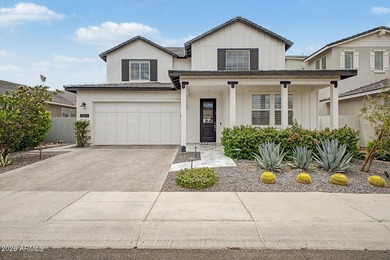 Some homes have upgrades. This one has a destination. Perfectly - photo 11