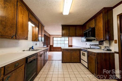 Opportunity awaits in River Bend! Situated on a desirable lot - photo 11