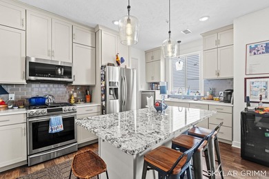 Welcome to effortless lakeside living in the heart of Whitehall - photo 18