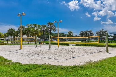 The perfect Handy-man special with a 10,000 sqft lot. Amazing - photo 19