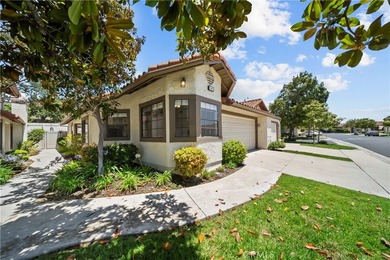 Welcome to this Completely Remodeled 3-bedroom, 3-bathroom home - photo 23