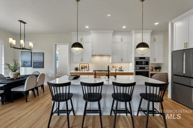 Better than new in coveted Dry Creek Ranch, this impeccably - photo 7