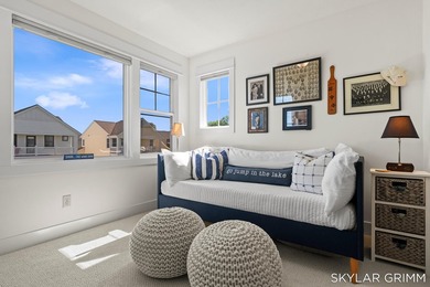 Welcome to effortless lakeside living in the heart of Whitehall - photo 30