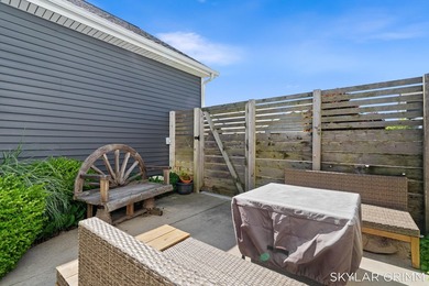 Welcome to effortless lakeside living in the heart of Whitehall - photo 40