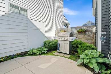 Welcome to effortless lakeside living in the heart of Whitehall - photo 42