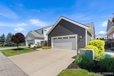 Welcome to effortless lakeside living in the heart of Whitehall - photo 48