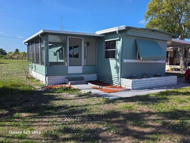 South Branch Manatee River  Home For Sale in Ruskin Florida