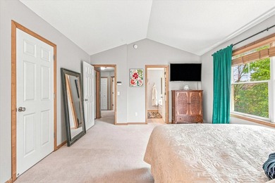 Welcome to this charming 4-bedroom, 4-bathroom home located on a - photo 23