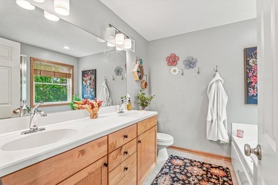 Welcome to this charming 4-bedroom, 4-bathroom home located on a - photo 25
