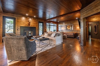 Over 19 acre paradise with a private island, bridge and dock - photo 31