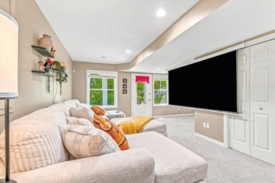 Welcome to this charming 4-bedroom, 4-bathroom home located on a - photo 35