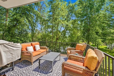 Welcome to this charming 4-bedroom, 4-bathroom home located on a - photo 48