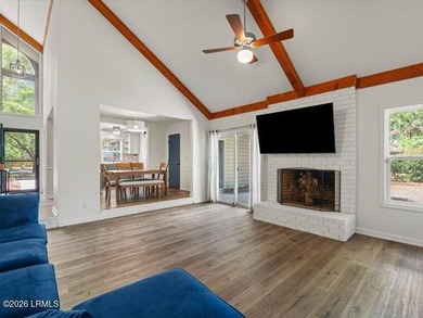 Experience the perfect blend of modern comfort and Lowcountry - photo 5
