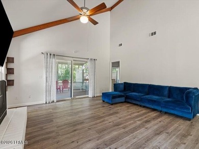 Experience the perfect blend of modern comfort and Lowcountry - photo 7