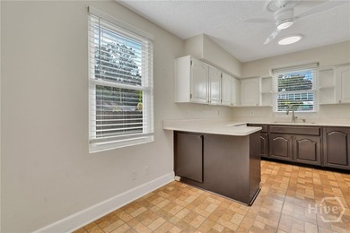 Space, Space & More Space. Situated directly on vibrant Hull - photo 14