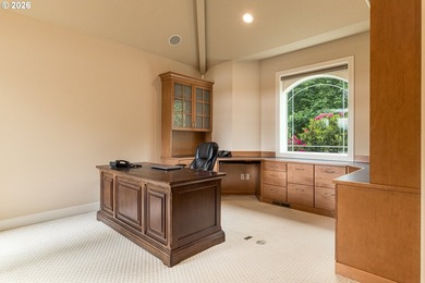 Experience luxury riverfront living with sweeping Columbia River - photo 18