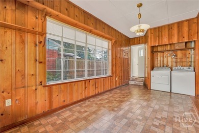 Space, Space & More Space. Situated directly on vibrant Hull - photo 22
