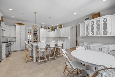 Exceptionally built all brick colonial on 4 acres with sparkling - photo 22