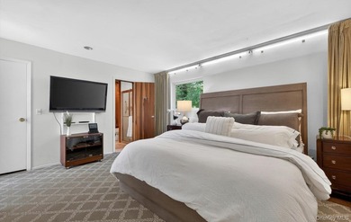 Beautiful Expansive Ponderosa Ranch in the desirable West Hills - photo 25