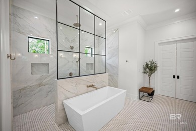 Experience refined luxury in this extraordinary custom estate - photo 31