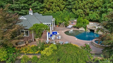 Exceptionally built all brick colonial on 4 acres with sparkling - photo 31