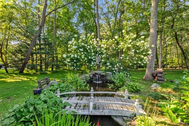 Exceptionally built all brick colonial on 4 acres with sparkling - photo 35