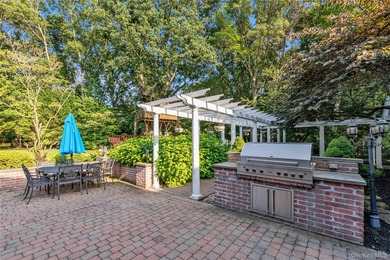 Exceptionally built all brick colonial on 4 acres with sparkling - photo 38