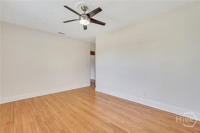Space, Space & More Space. Situated directly on vibrant Hull - photo 41