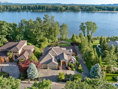 Experience luxury riverfront living with sweeping Columbia River - photo 46