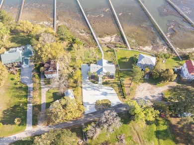Positioned in one of Beaufort's most sought-after waterfront - photo 6