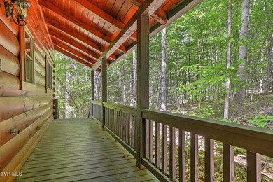 Welcome to this majestic manor situated on the picturesque - photo 2