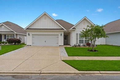 Welcome to a beautifully maintained residence in the heart of - photo 2