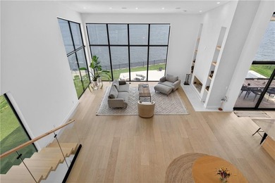 Experience the pinnacle of lakeside luxury at 16 Seminole Circle - photo 13