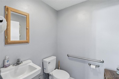 Versatile Office Space in the Heart of Lake Panasoffkee. This 1 - photo 17
