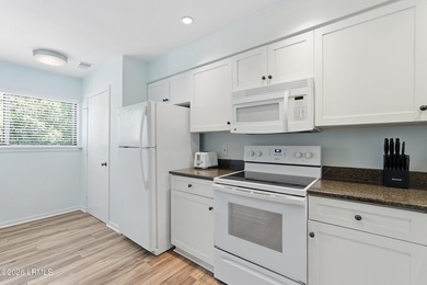 SELLER OFFERING $5,000 TOWARD BUYER CLOSING COSTS. BRING OFFERS! - photo 9
