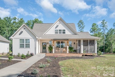 (private lake, pond, coastal) Home For Sale in Kershaw South Carolina