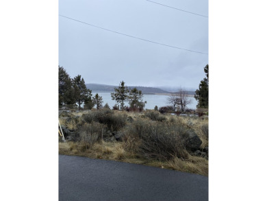 (private lake, pond, creek) Acreage For Sale in Klamath Falls Oregon